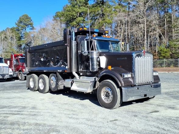 2026 Kenworth W900 image 1