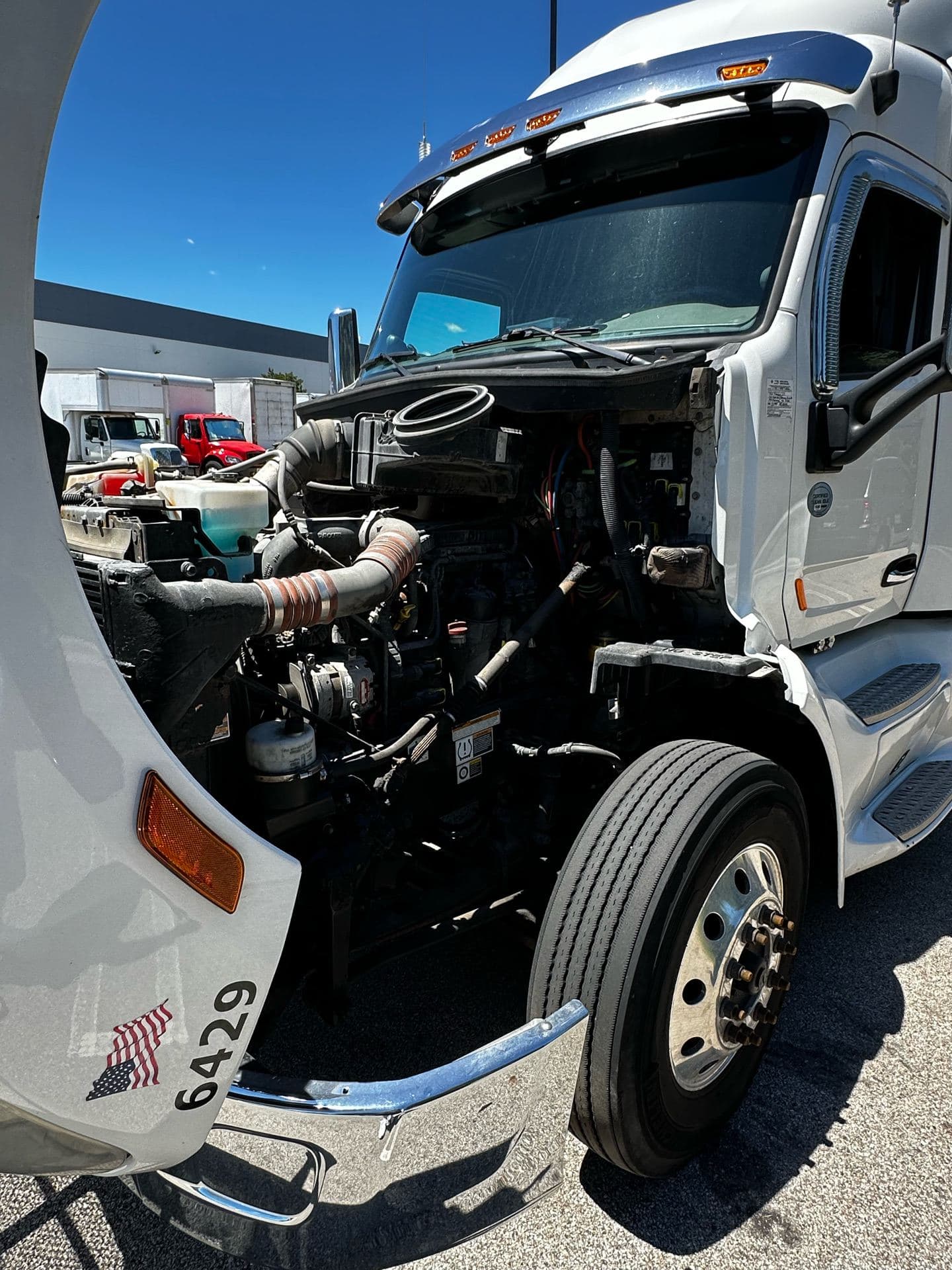 2015 Peterbilt 579 image 6