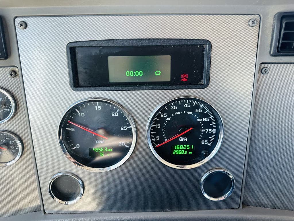 Used 2022 KENWORTH T270 image 27