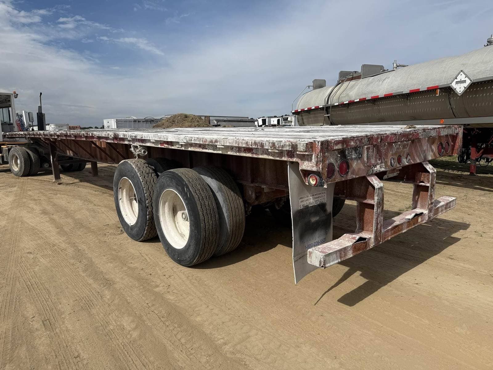 1995 Great Dane 48x96 Steel Flatbed Trailer - Spring, Sliding Axle image 3