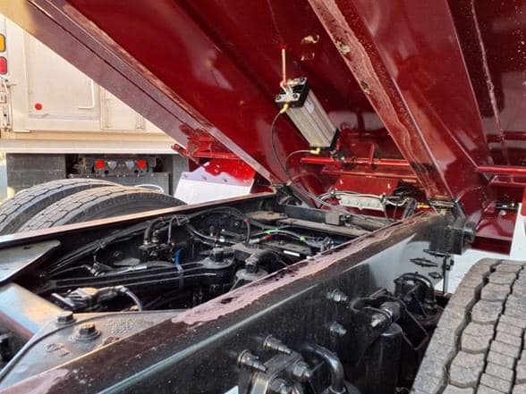 2025 Kenworth W990 image 17