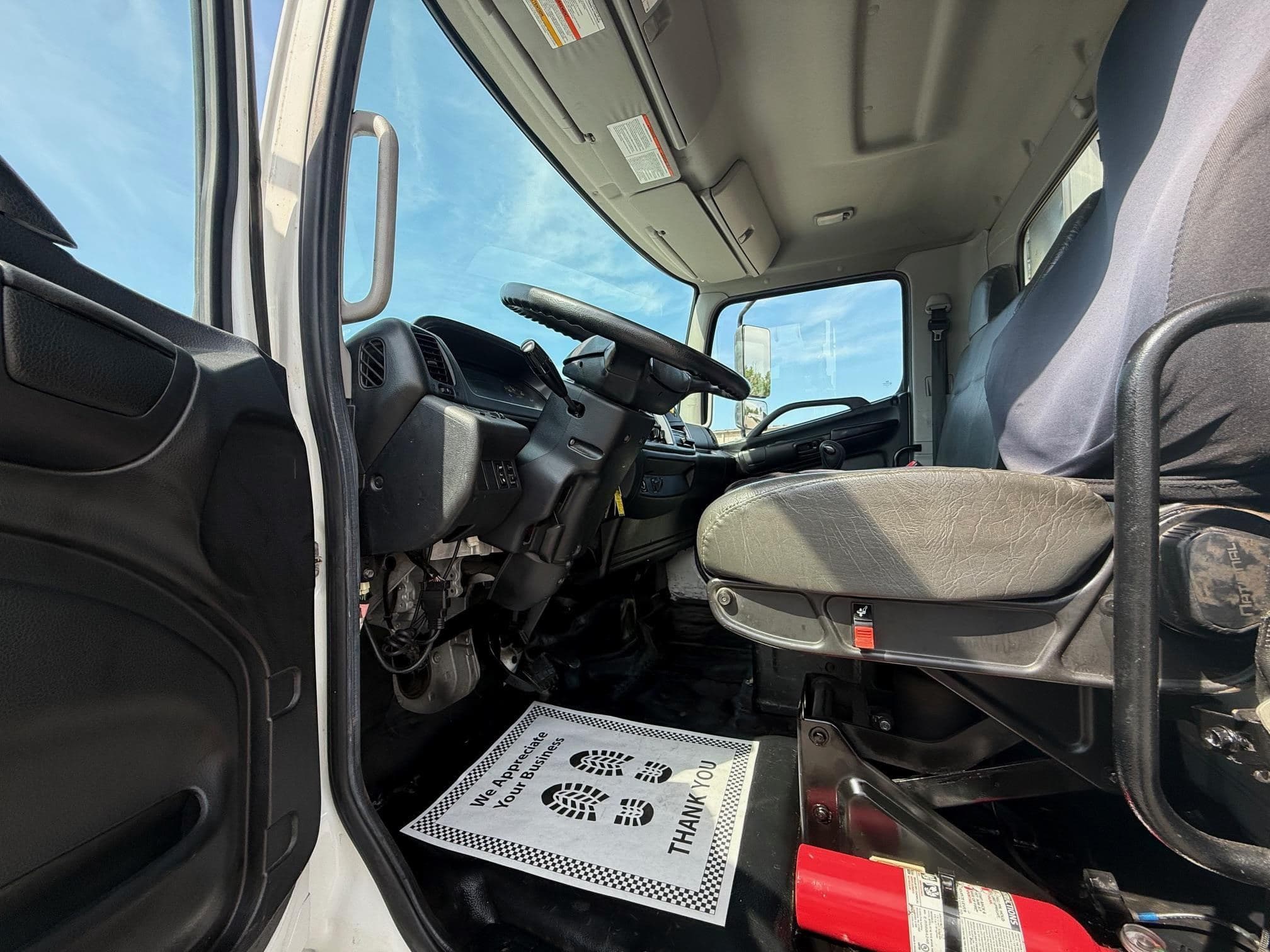 2020 HINO 338 115426 / BTS 1068 image 3