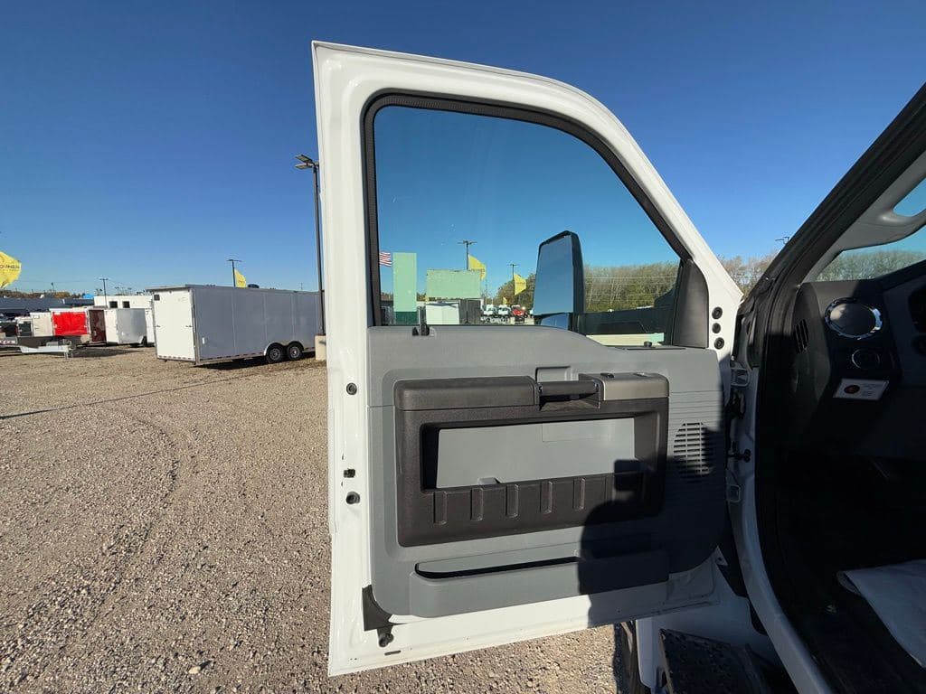 2026 Ford F-750SD Base Crane Truck image 46