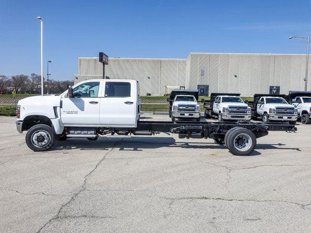 2024 Chevrolet Silverado 4500HD Work Truck image 6