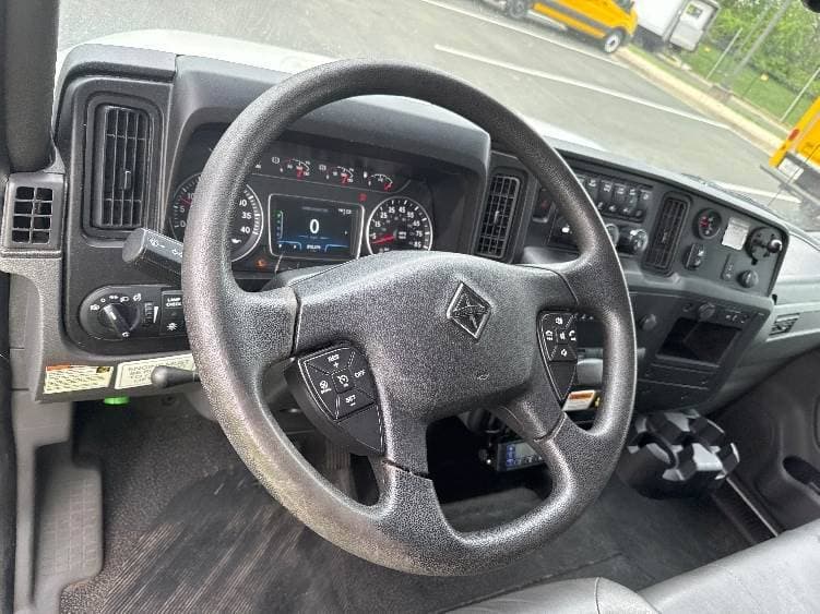 2022 International MV607 Refrigerated Truck - 220HP, 6 Speed Automatic, Carrier S9 image 15