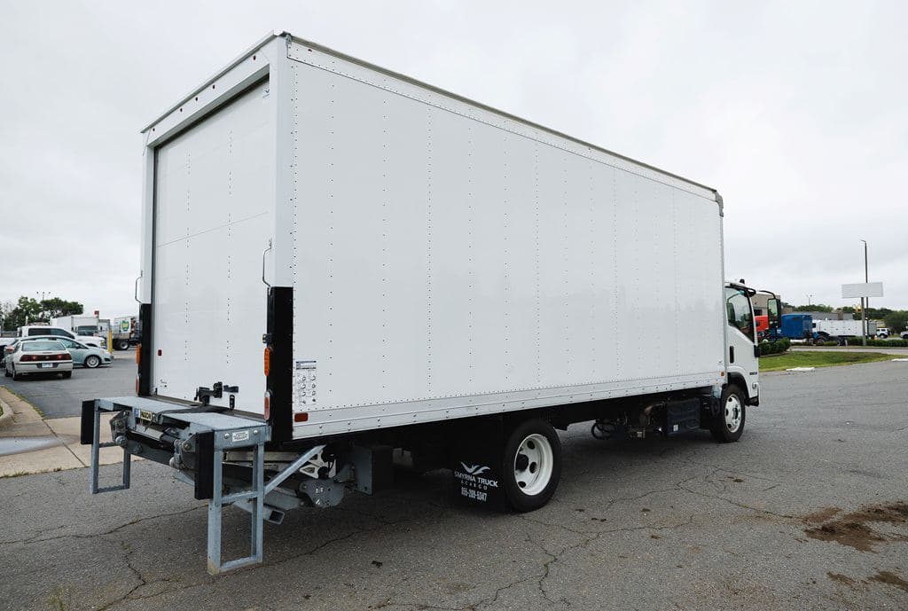 New 2025 ISUZU NRR image 8
