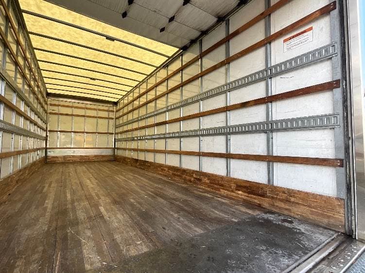 2022 International MV607 Box Truck - 220HP, 6 Speed Automatic, Roll up Door image 12