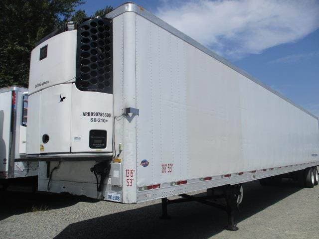 2009 UTILITY 3000R 53 ft Reefer Trailer - Sliding Axle, Swing Door, Thermo King image 1