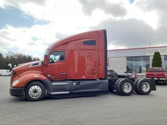 2020 Kenworth T680 image 2