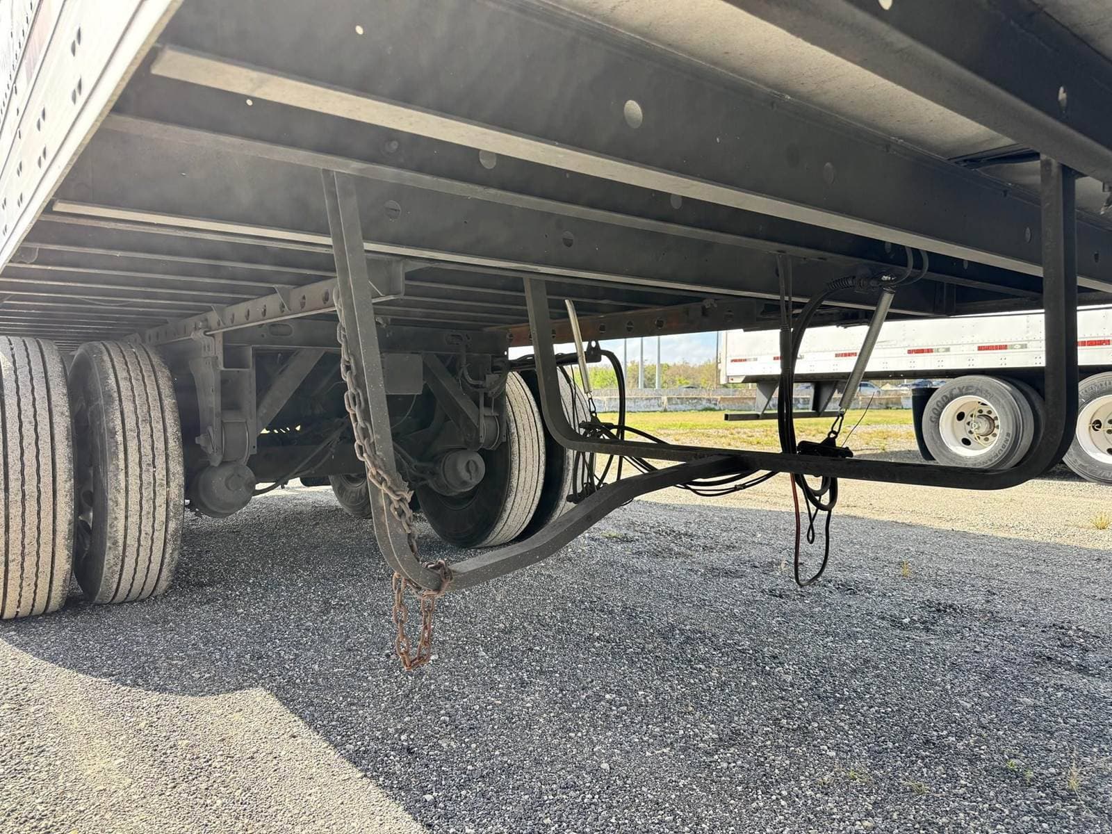 2018 Utility 3000R image 2