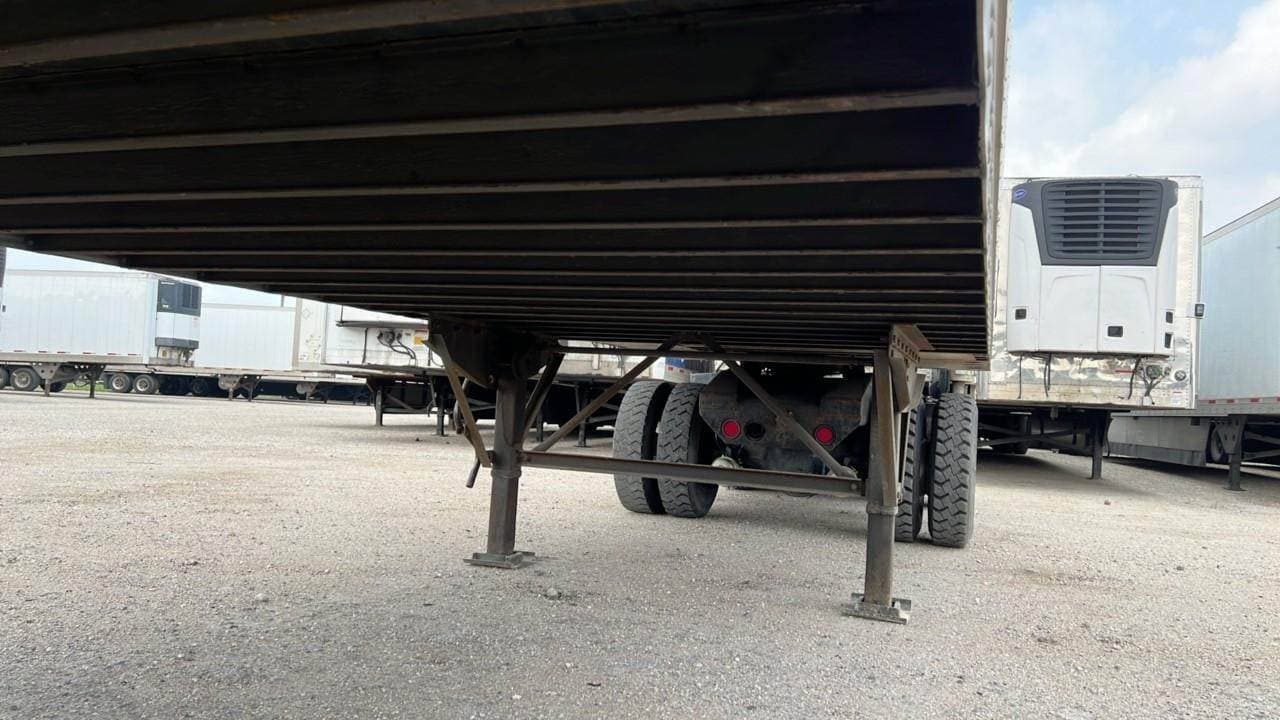 2015 Stoughton 53 ft Dry Van Trailer image 14