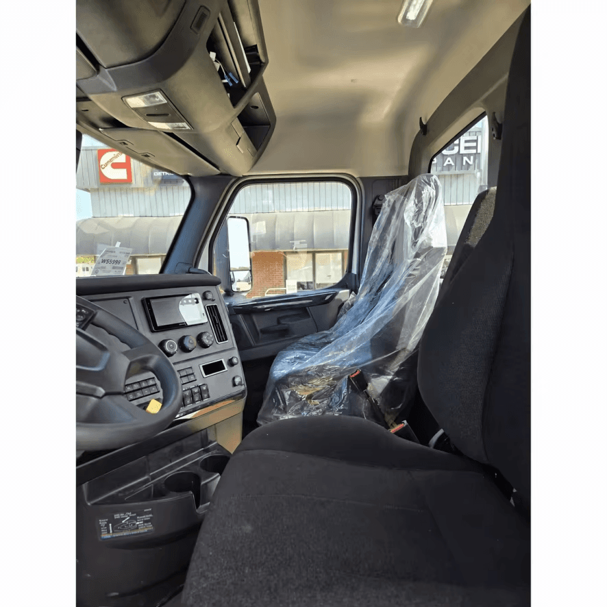 2026 Freightliner Cascadia 126 image 7