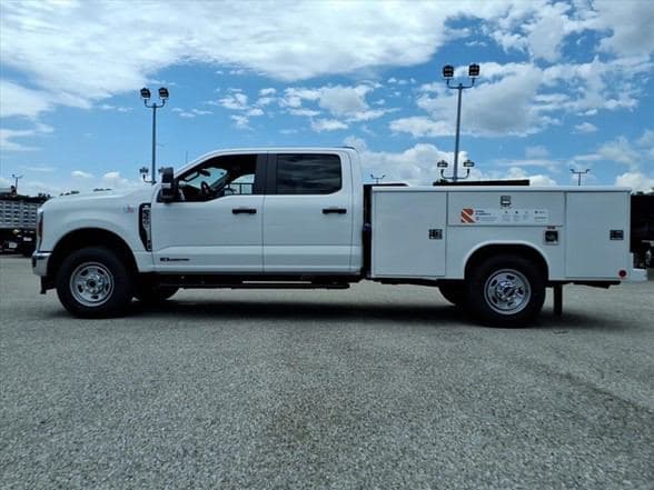 2026 Ford F350 SD XL image 4