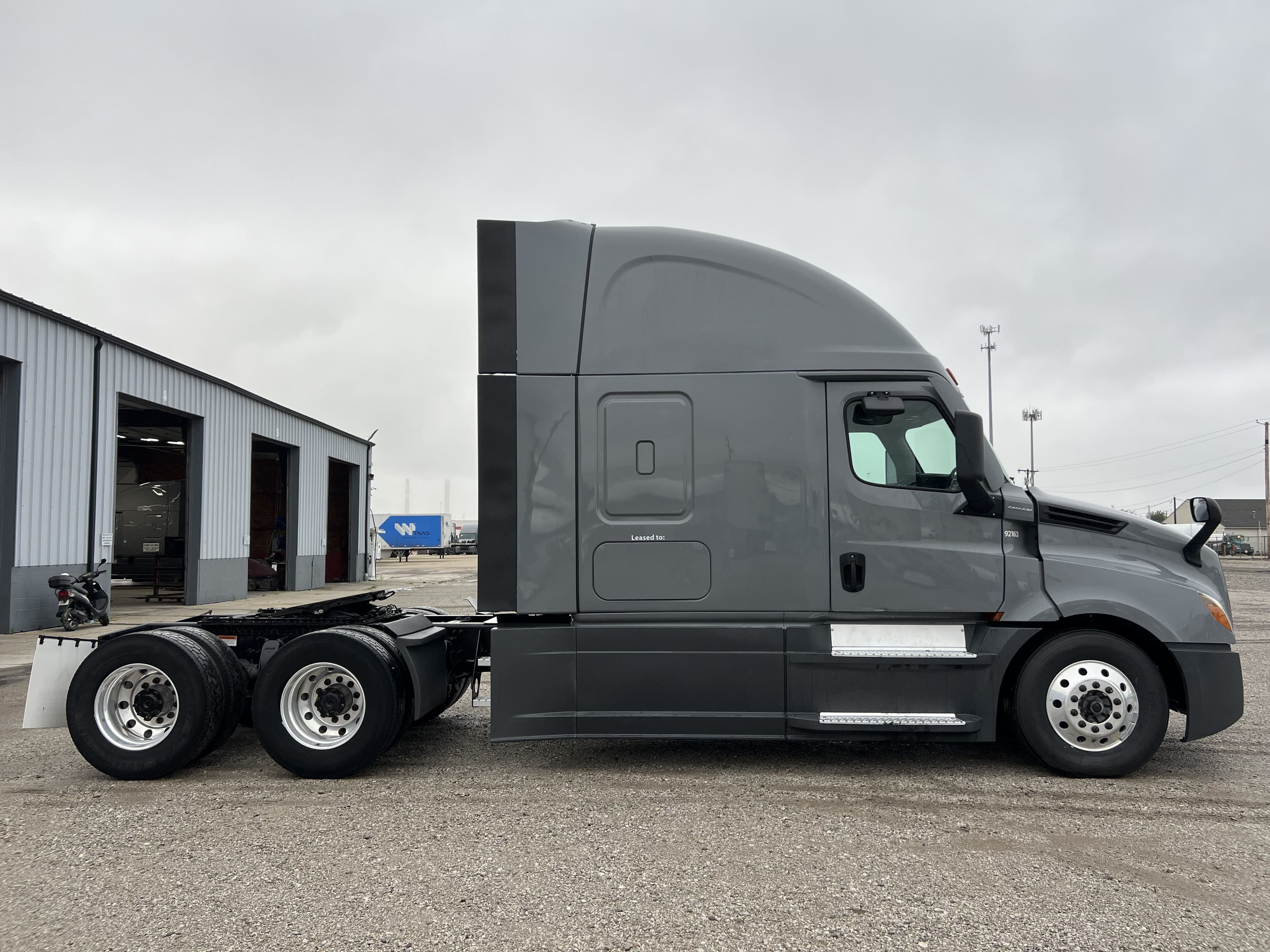 2022 Freightliner Cascadia 126 image 4
