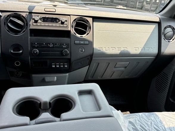 2025 Ford F650 SD image 12