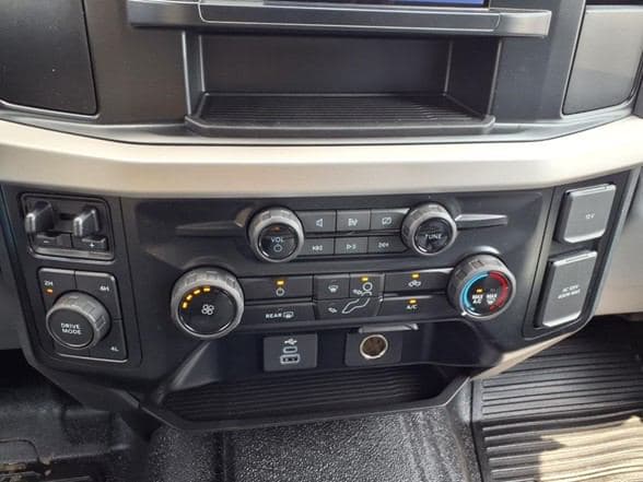 2024 Ford F550 image 12