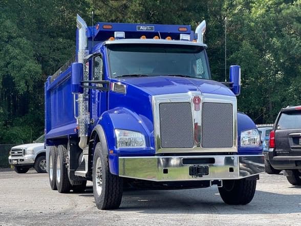 2025 Kenworth T880 image 3