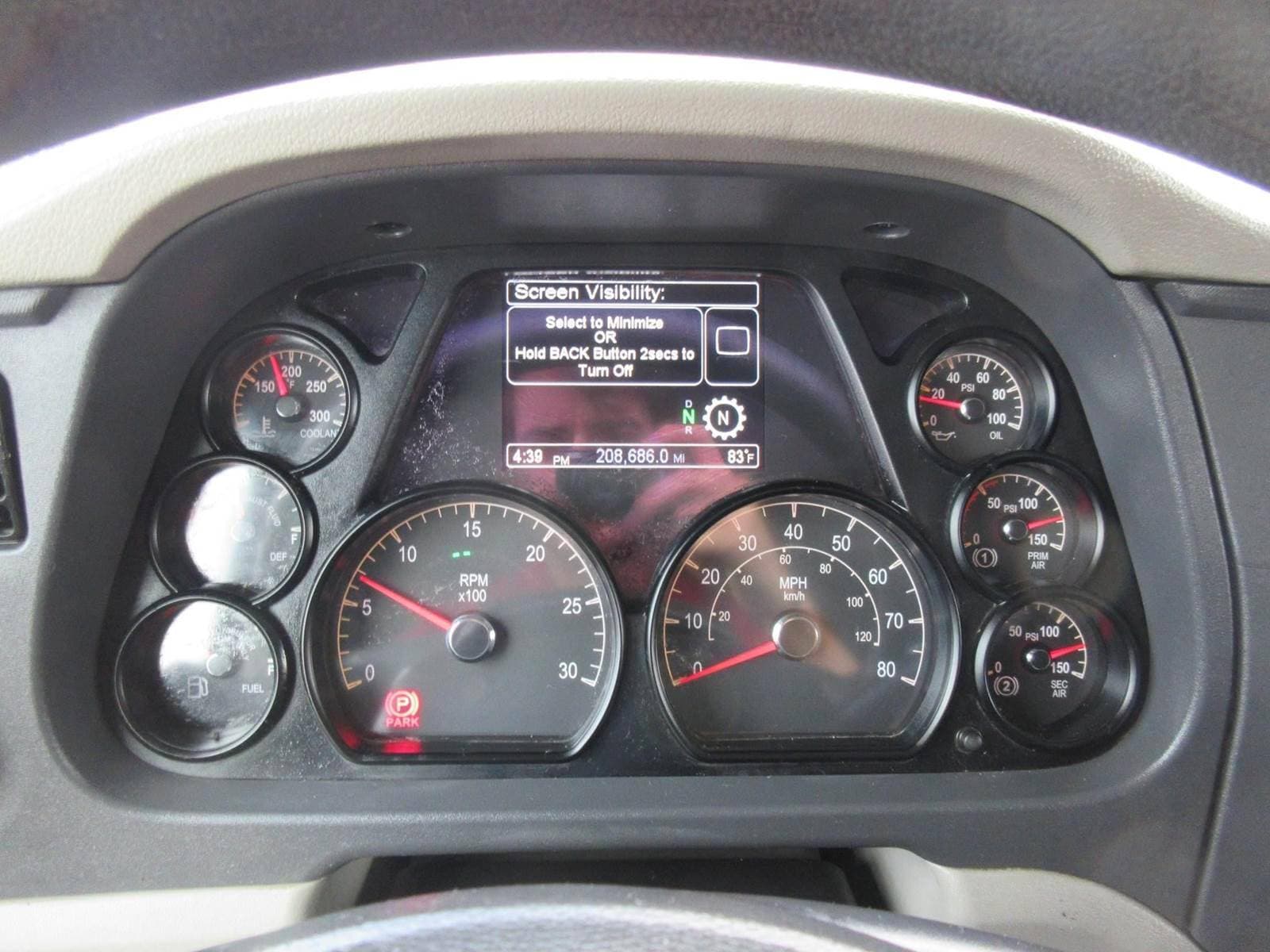 2019 Peterbilt 567 image 10