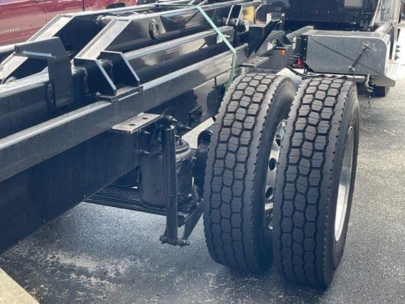 2025 Kenworth U7-10 image 11