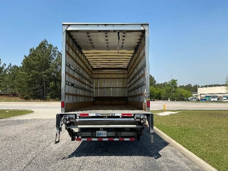 2022 International MV607 Box Truck - 220HP, 6 Speed Automatic, Roll up Door image 8