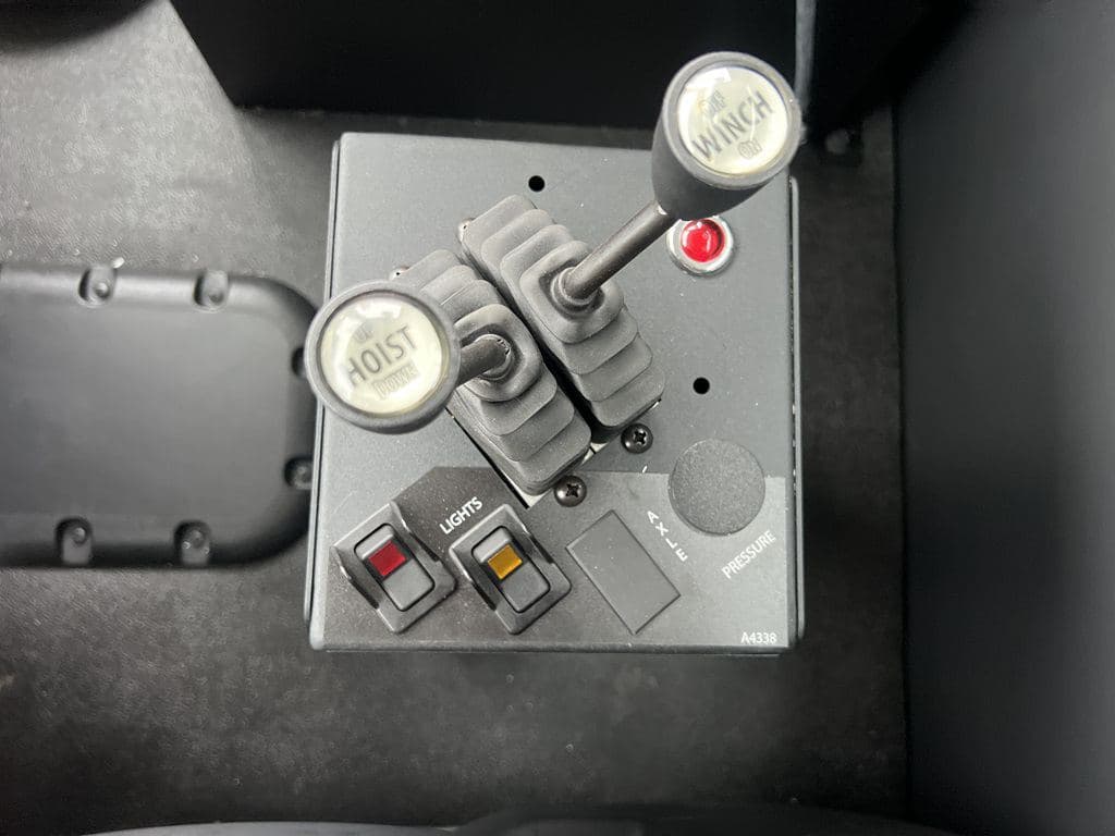 New 2026 KENWORTH T880 image 16