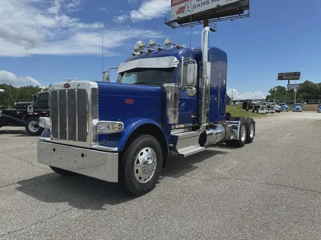 2025 Peterbilt 589 image 5