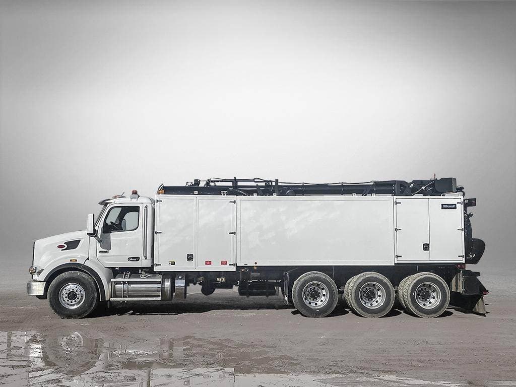 2024 Peterbilt 567 image 3