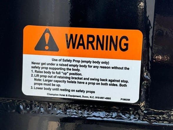 2025 Ford F650 SD image 15