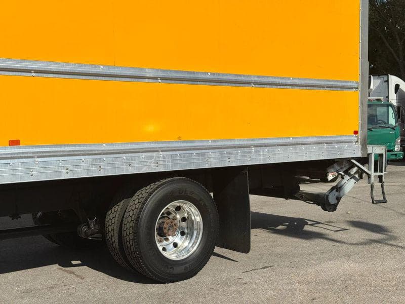 2019 International 4300 image 16