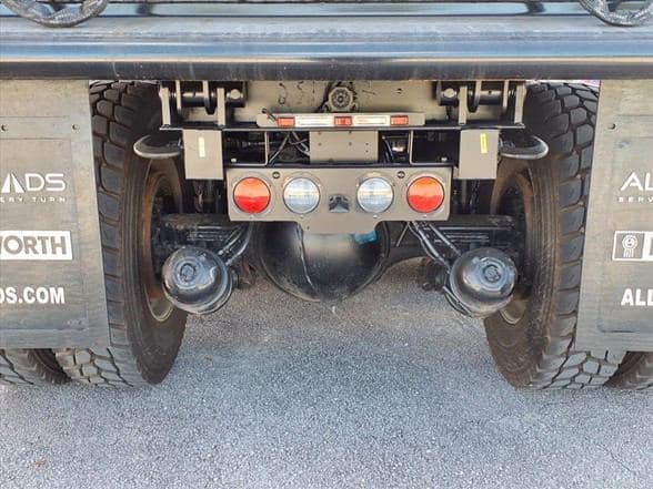 2025 Kenworth D5 image 10