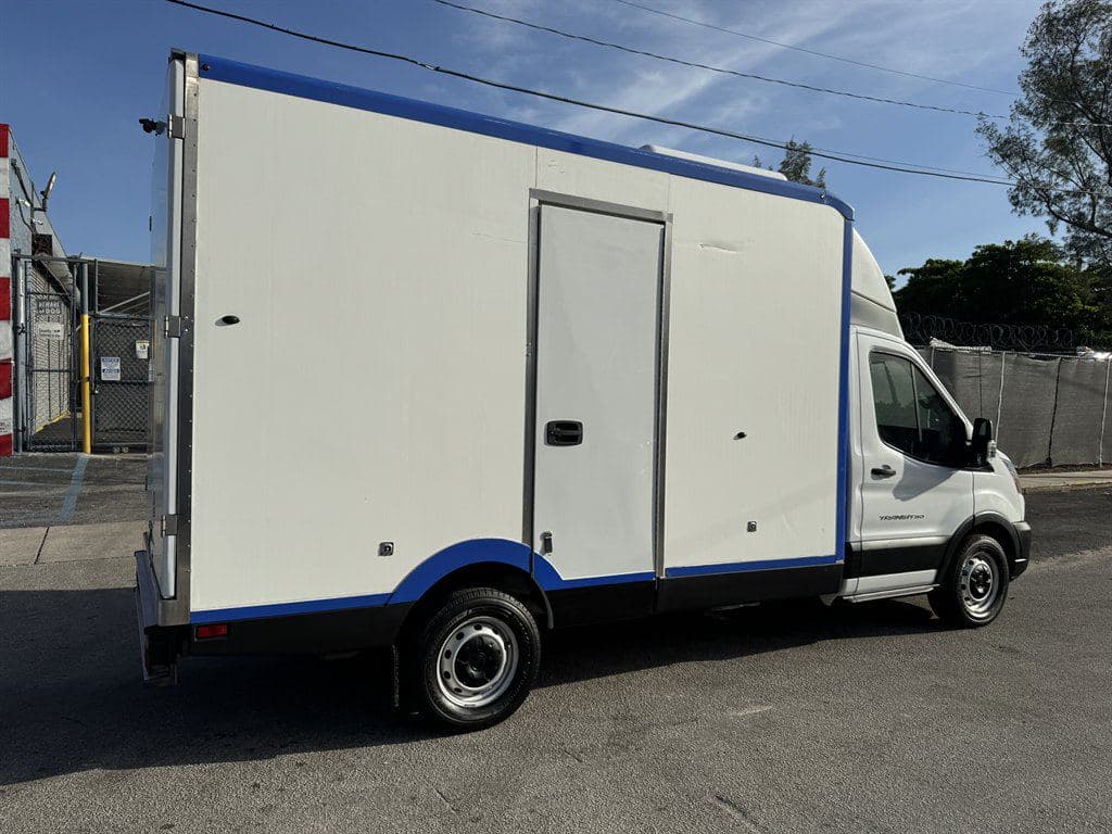 2023 Ford Transit T-350 image 13