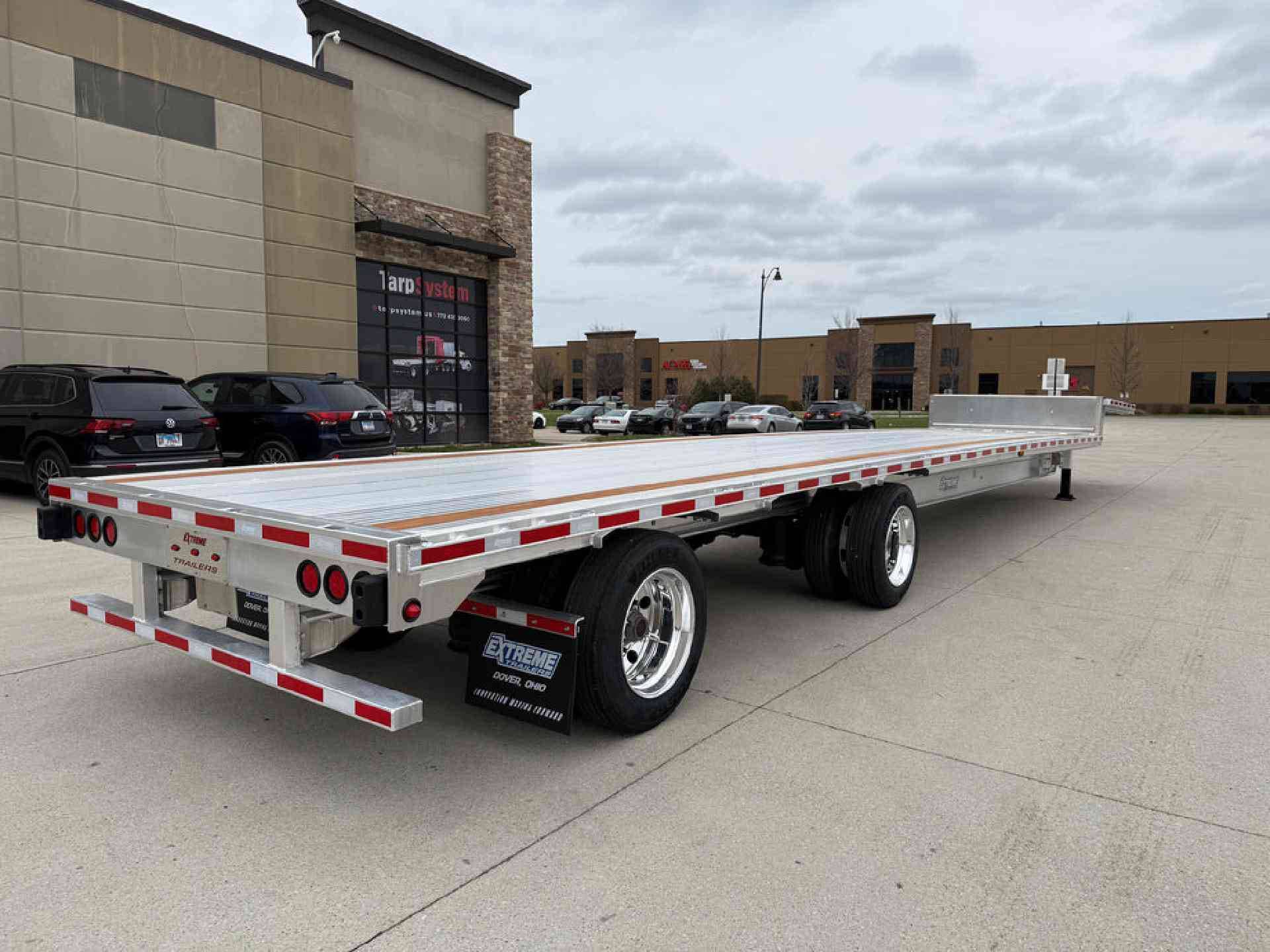 2027 Extreme XS60 Step Deck image 18