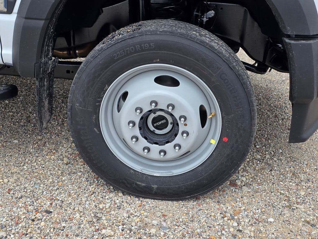 2026 Ford F-450SD XL DRW image 10