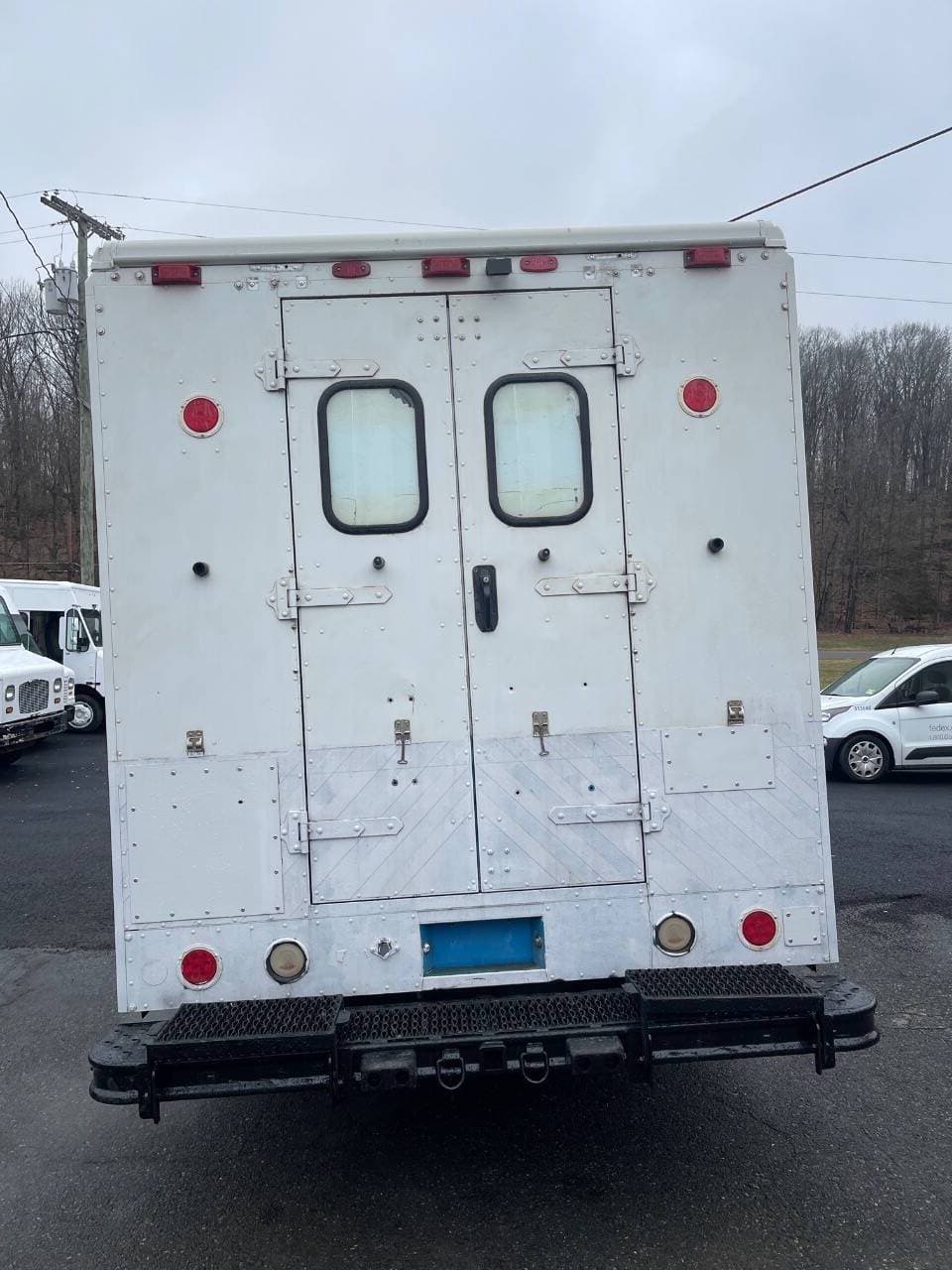 2010 Freightliner MT45 image 3