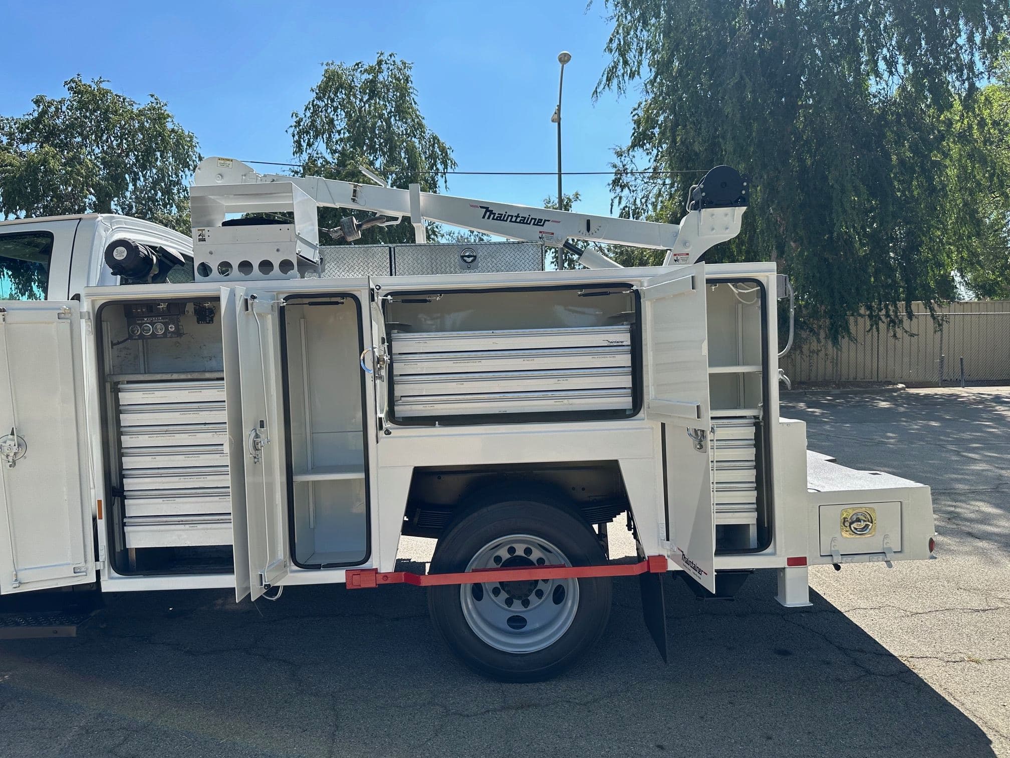 2007 GMC C7 image 24