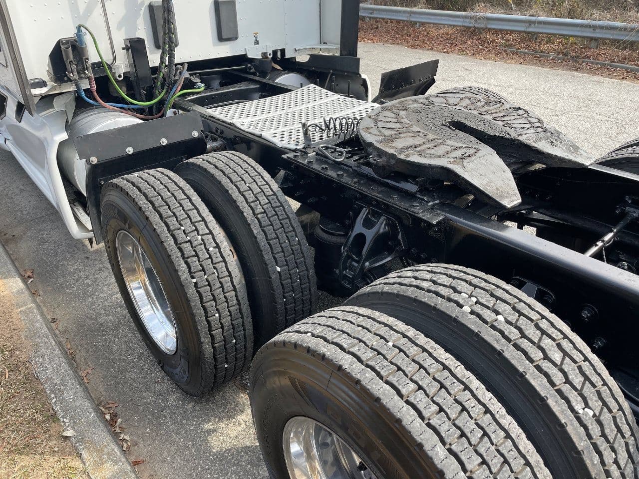 2019 Kenworth T680 image 12