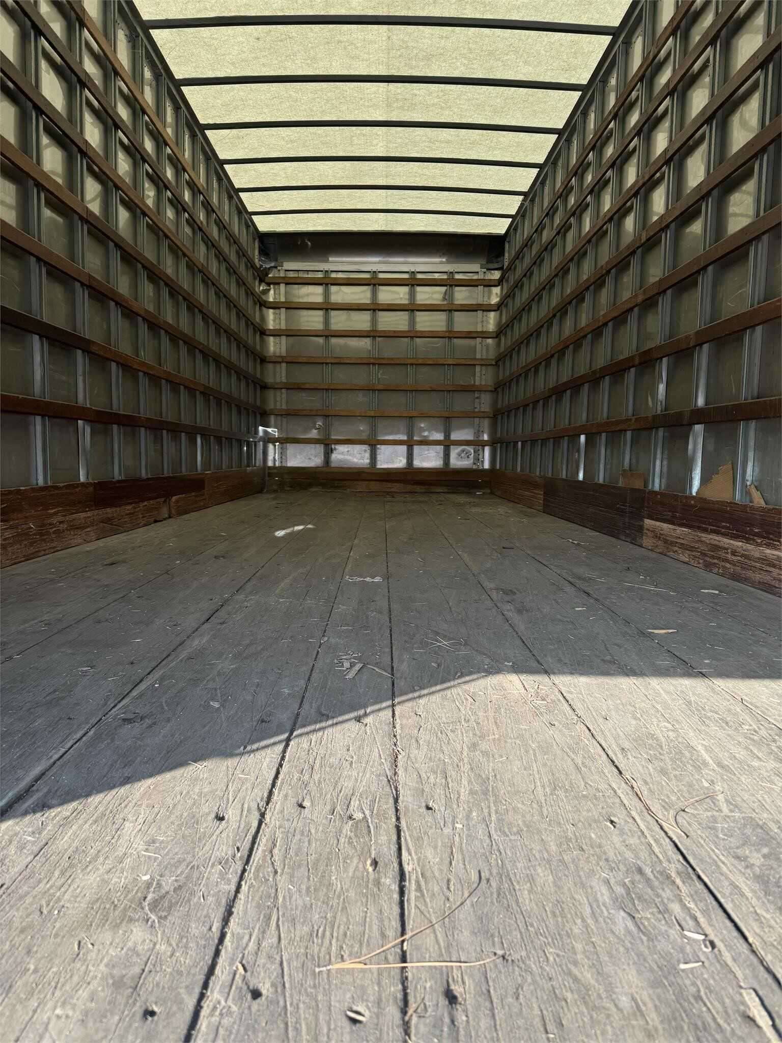 2019 Freightliner M2 image 4