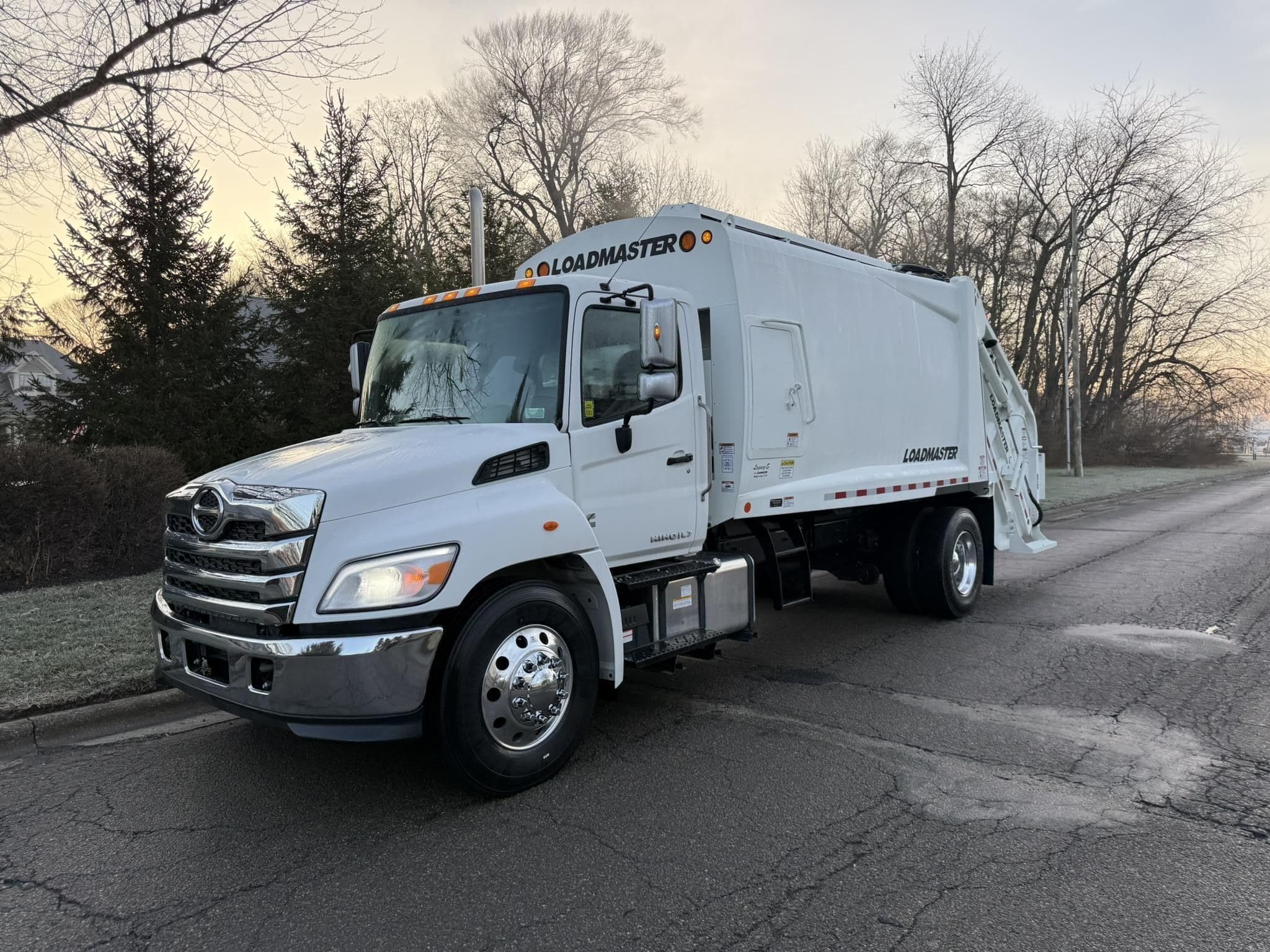 2025 HINO L7 118507 image 1