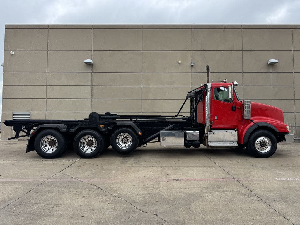 Used 2016 INTERNATIONAL 5900 image 13