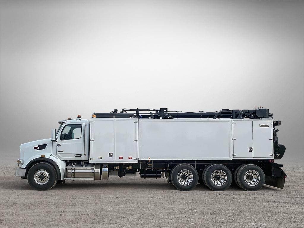 2024 Peterbilt 567 image 3