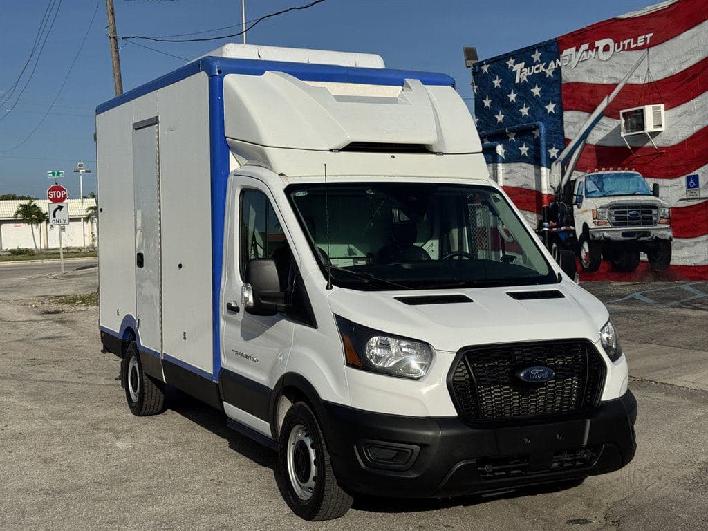 2023 Ford Transit T-350 image 1