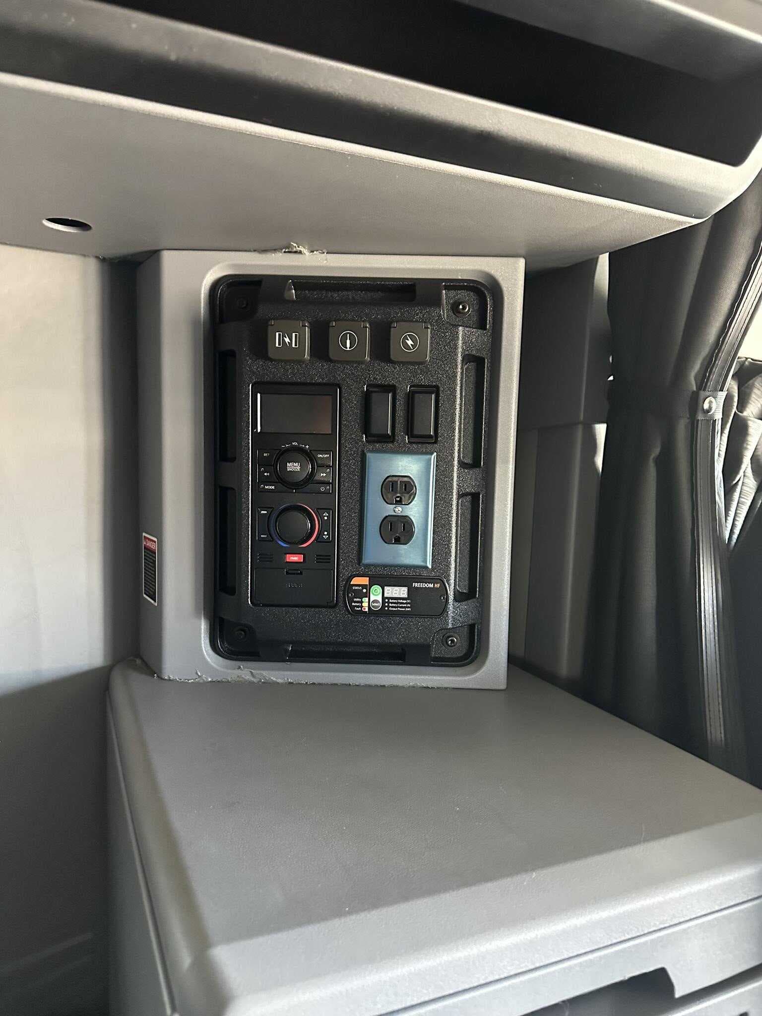 Used 2022 MACK ANTHEM Conventional - Sleeper Truck image 10