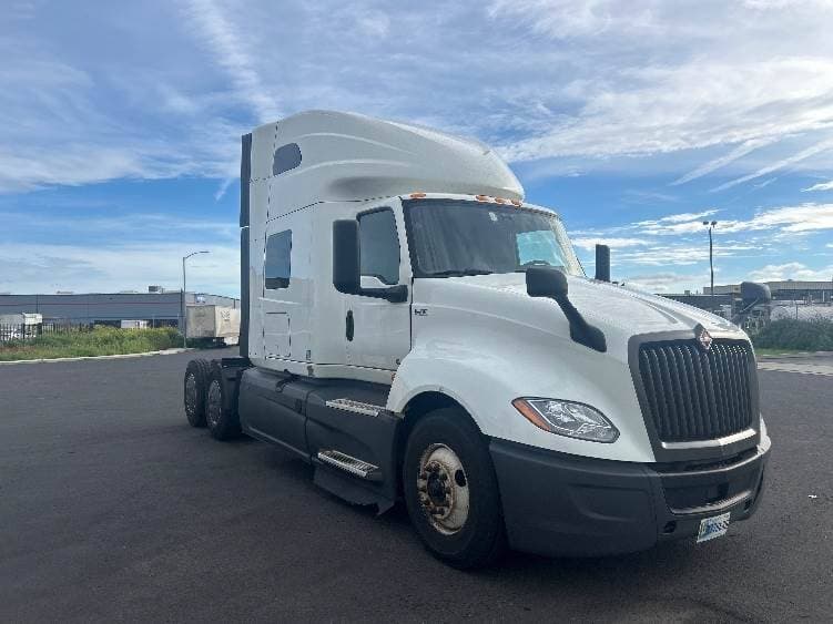 2023 International LT62F image 1
