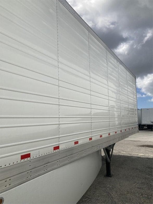 2025 Stoughton 53 ft T/A image 5