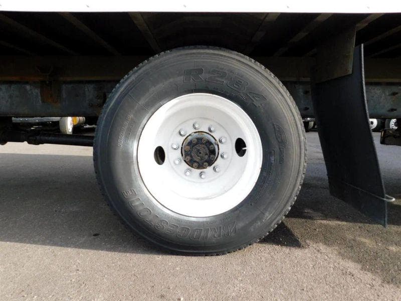 2018 International 4300 image 39