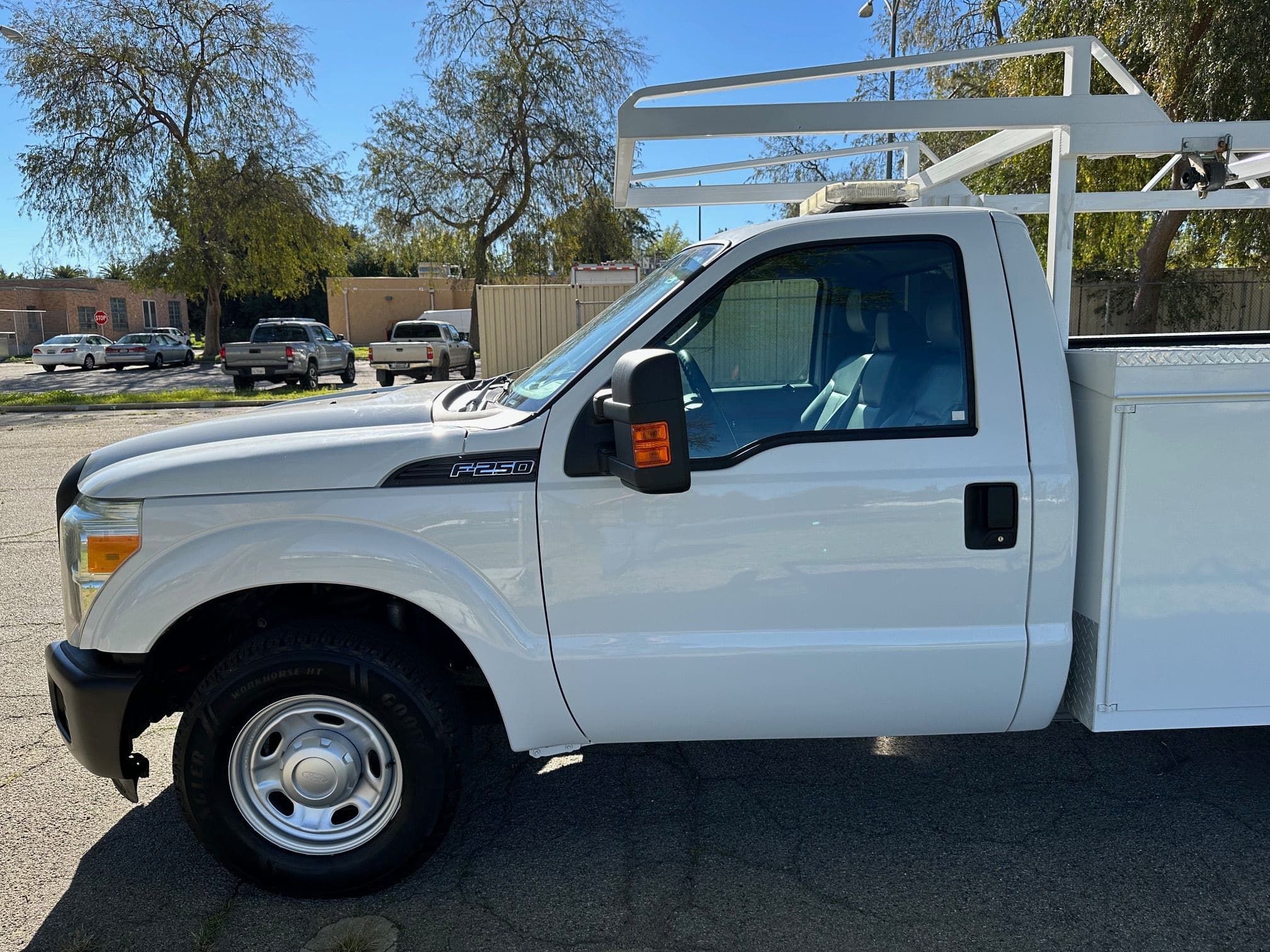 2011 FORD F250 SD Service Body with Liftgate 13497 image 19