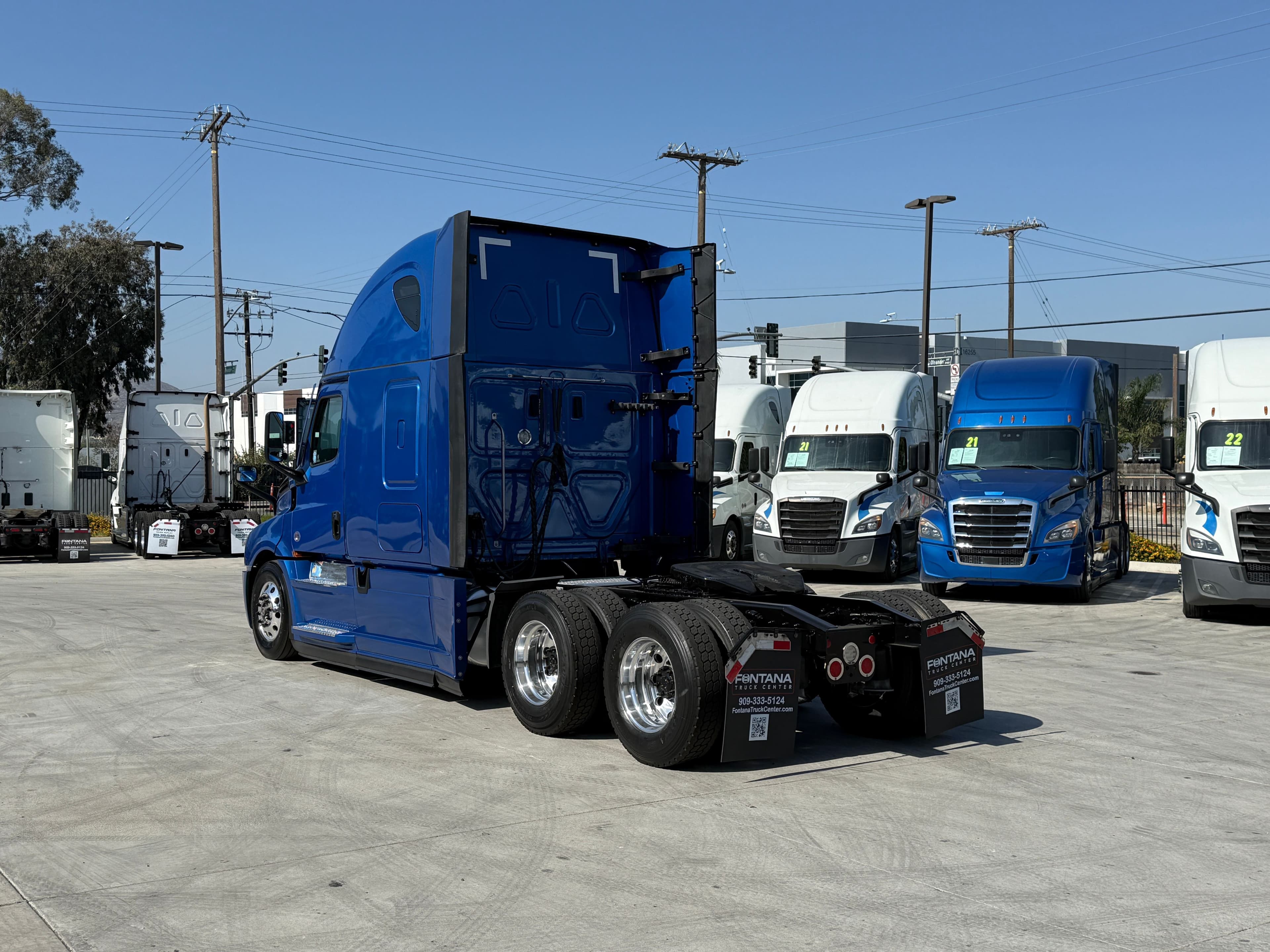 2022 Freightliner Cascadia 126 image 7