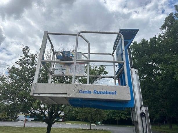 2016 GENIE GR12 image 4