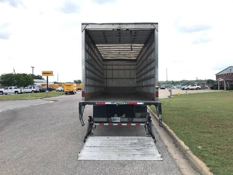 2022 International MV607 Box Truck - 220HP, 6 Speed Automatic, Roll up Door image 9