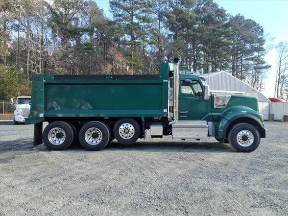 2026 Kenworth W990 image 2